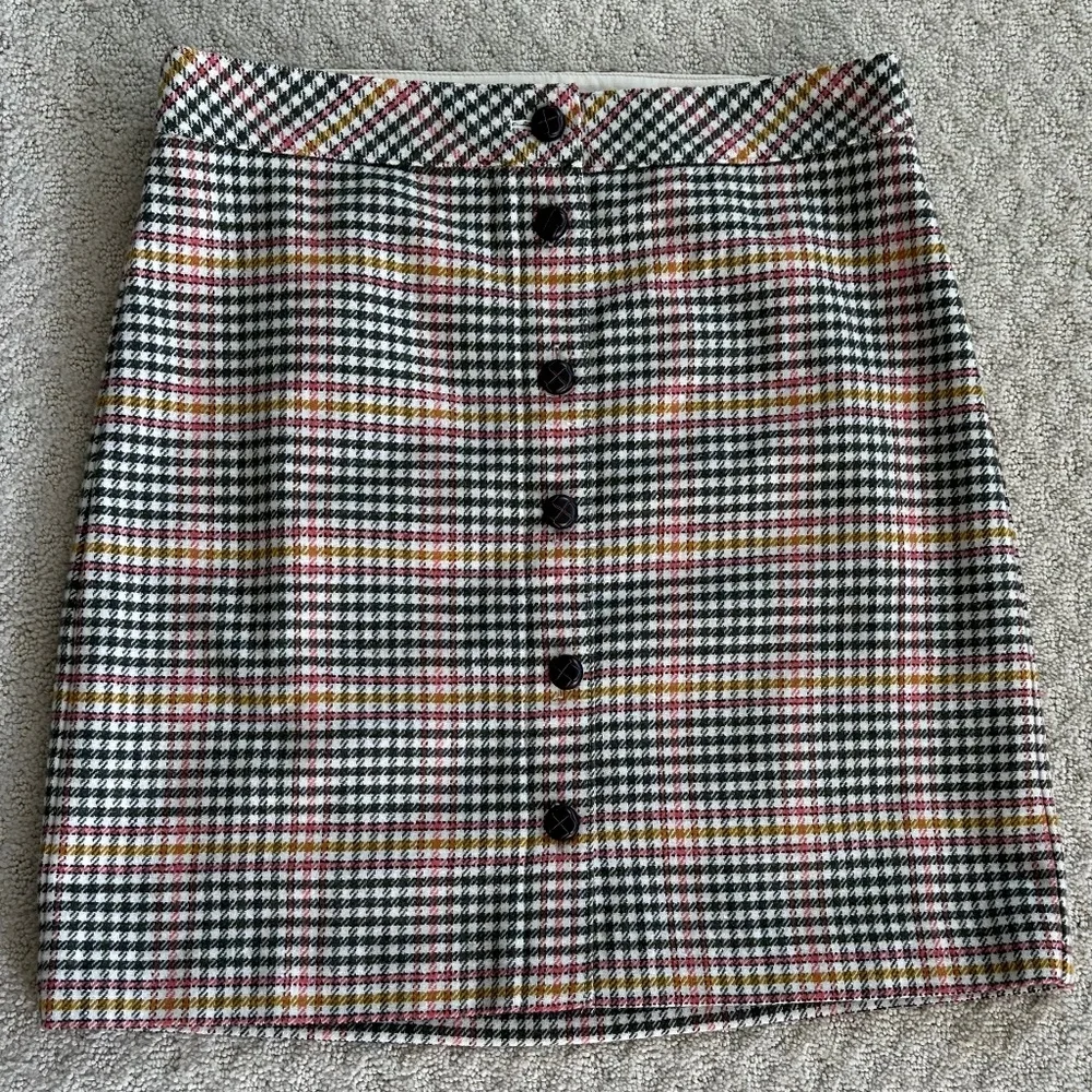 Talbots Wool Blend Houndstooth Button-Front Skirt 10P Casual Academia Office NWT - Picture 2 of 11